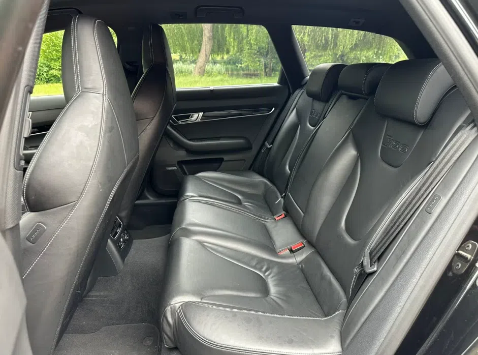 Dikke audi rs6
